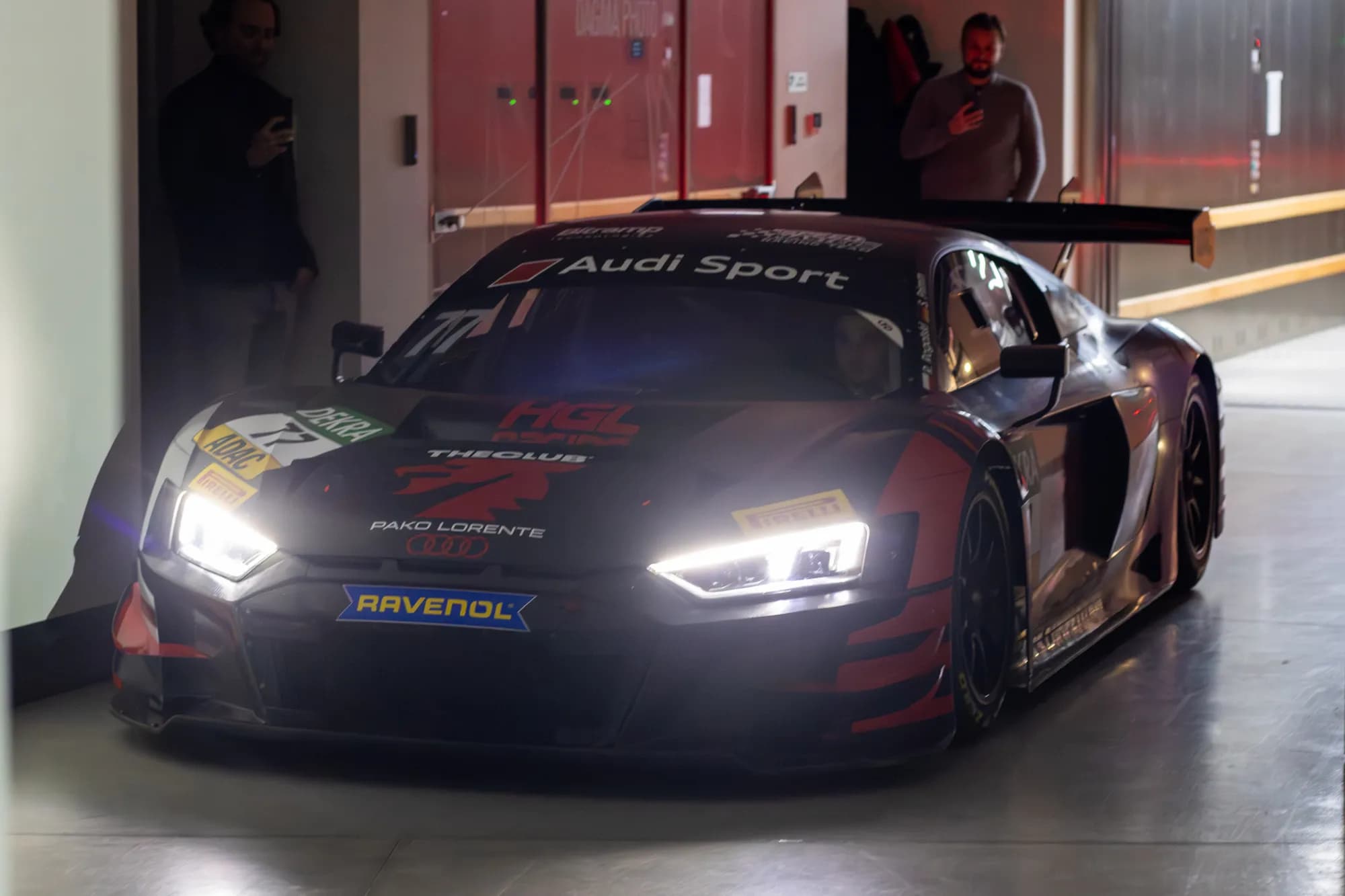 Audi-HGL-Racing-Team-05