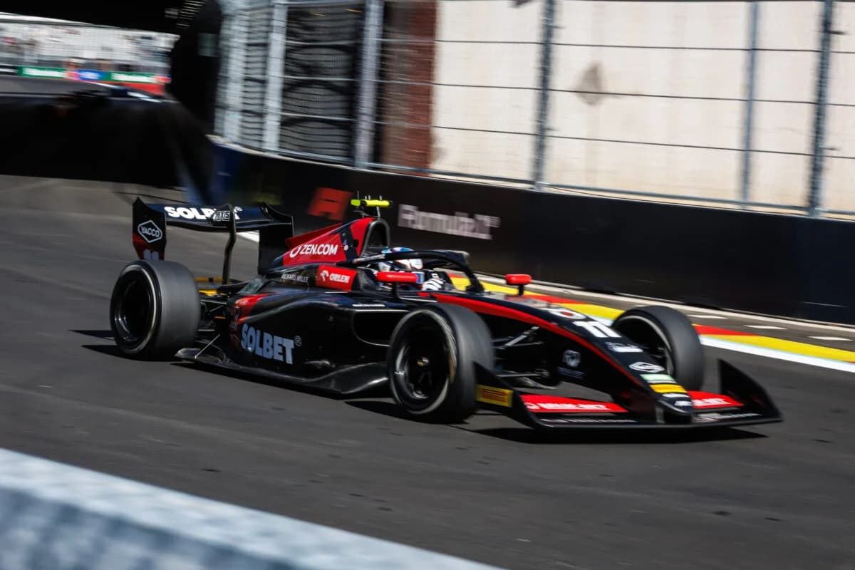 Maciej Gładysz zakończył debiutancki sezon w FIA Formule 3 w Madrycie