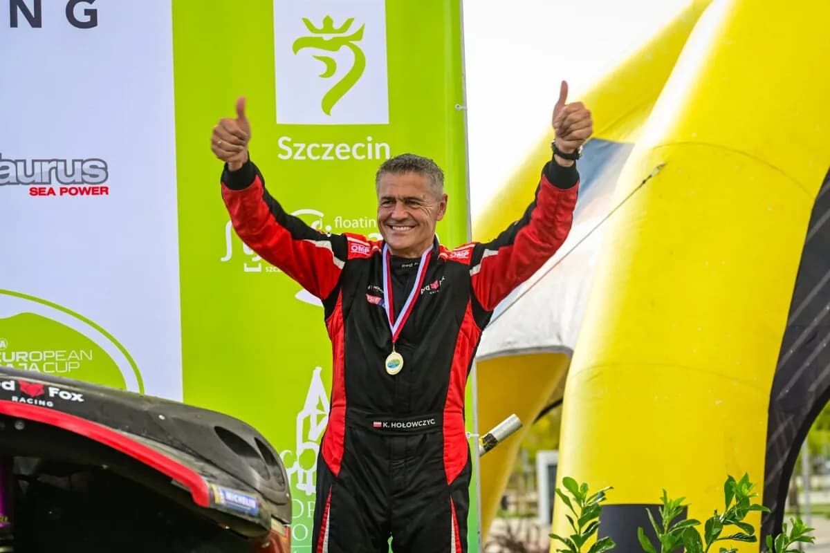 AKPOL Baja Poland 2026: Hołowczyc triumfuje po raz jedenasty, Małuszyńscy i Kuś na podium