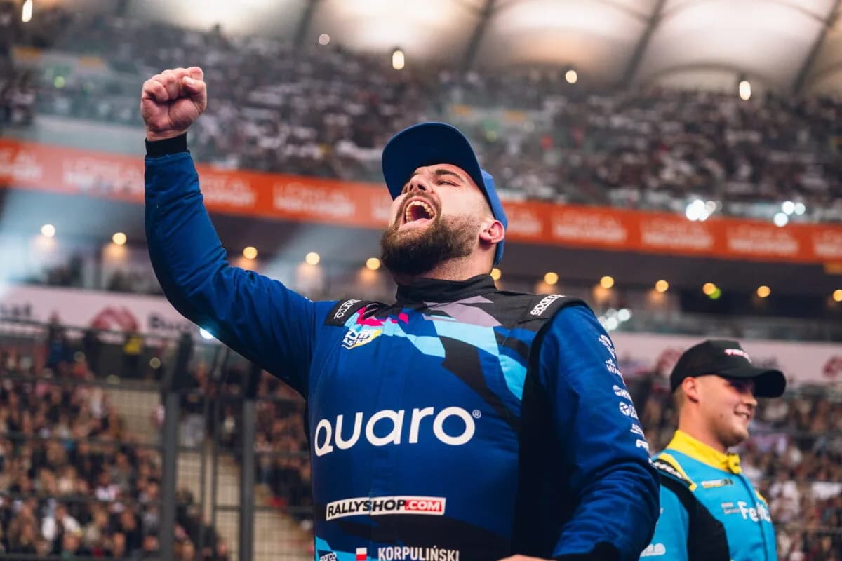 Polacy zdominowali podium Mistrzostw Europy! Paweł Korpuliński wygrywa Drift Masters 2026 po dramatycznym weekendzie na PGE Narodowym