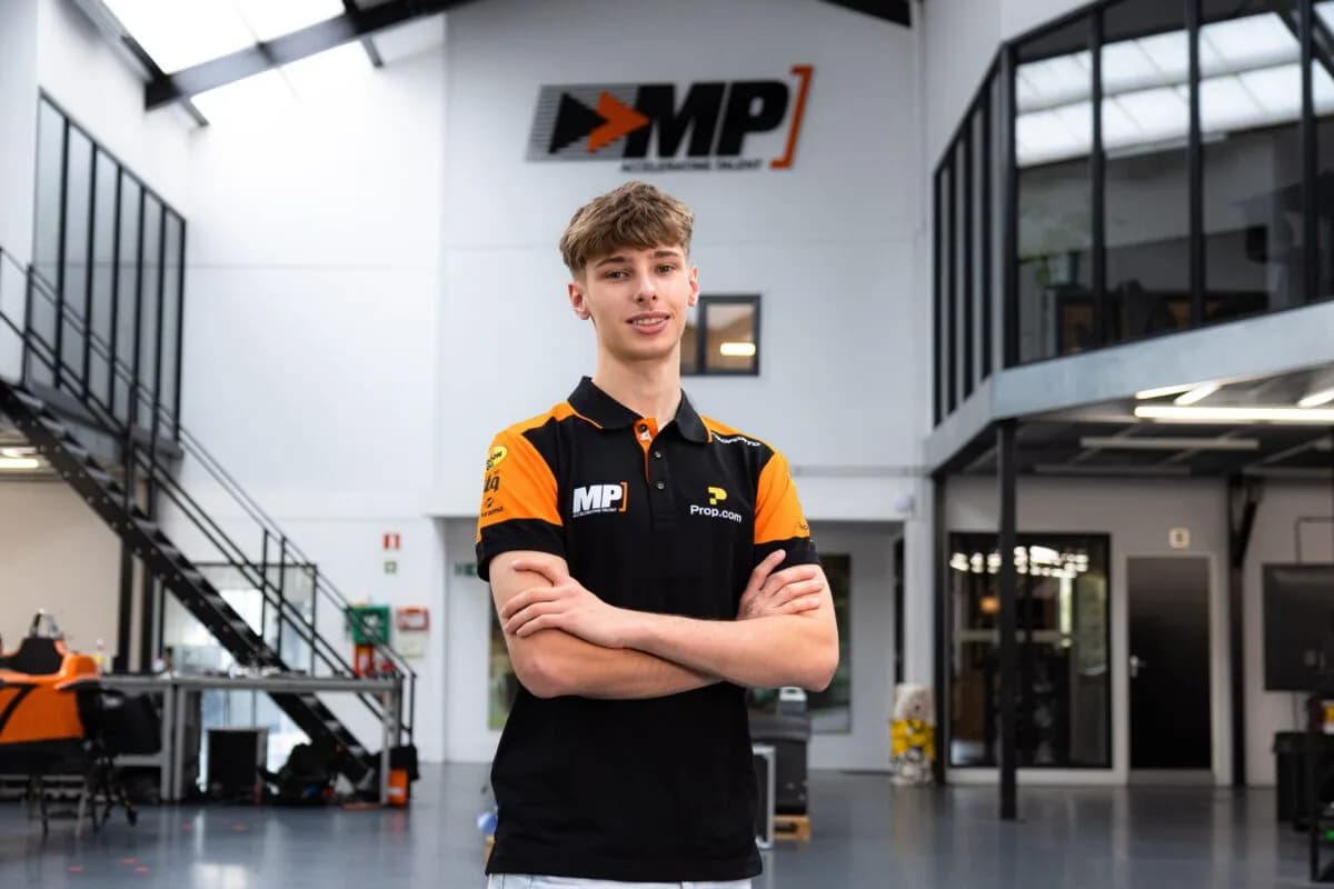 Maciej Gładysz w FIA Formule 3 w barwach MP Motorsport