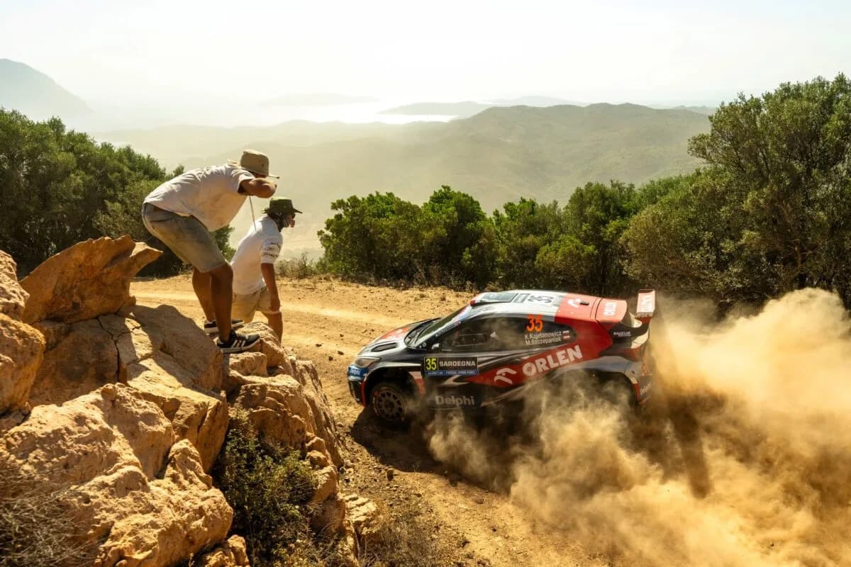 Rajd Sardynii WRC na żywo w Motowizji. Finał sezonu 2026 i walka o mistrzostwo świata